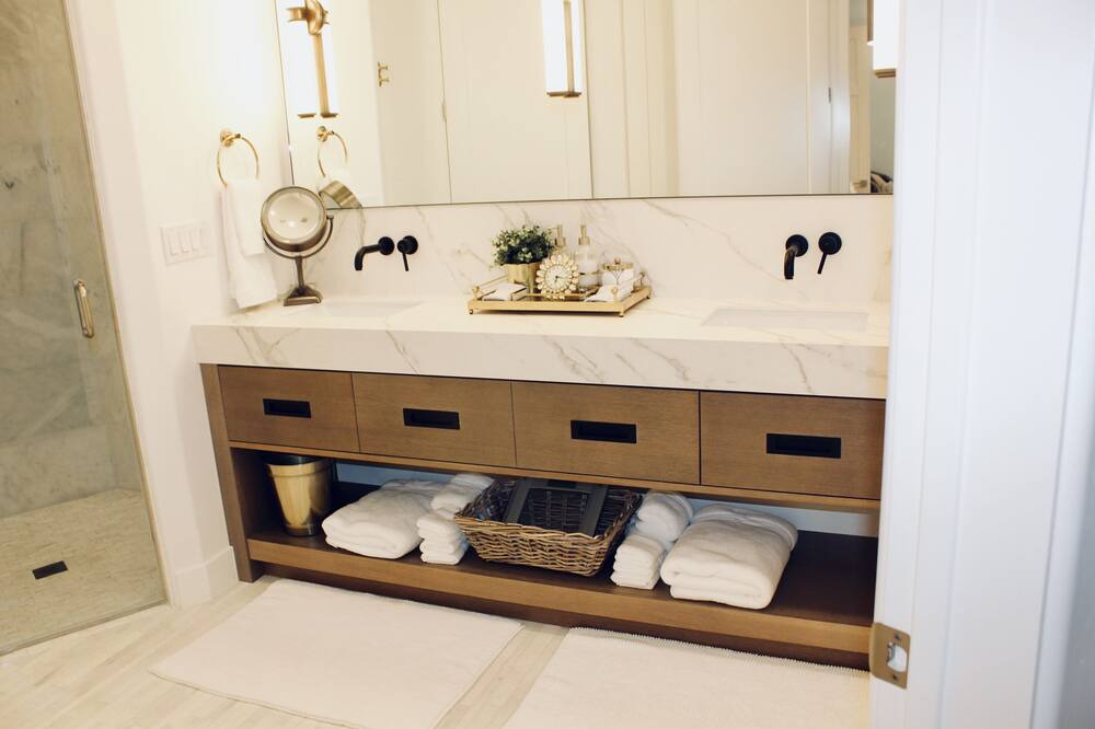 Photo of Bathroom in Ivins