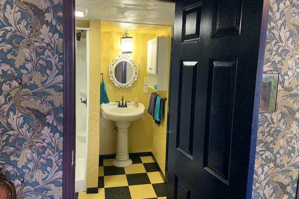 Photo of Bathroom in Luna Pier