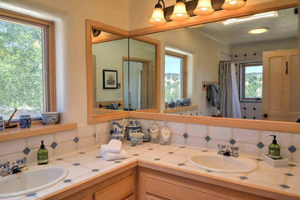 Photo of Bathroom in Valdez