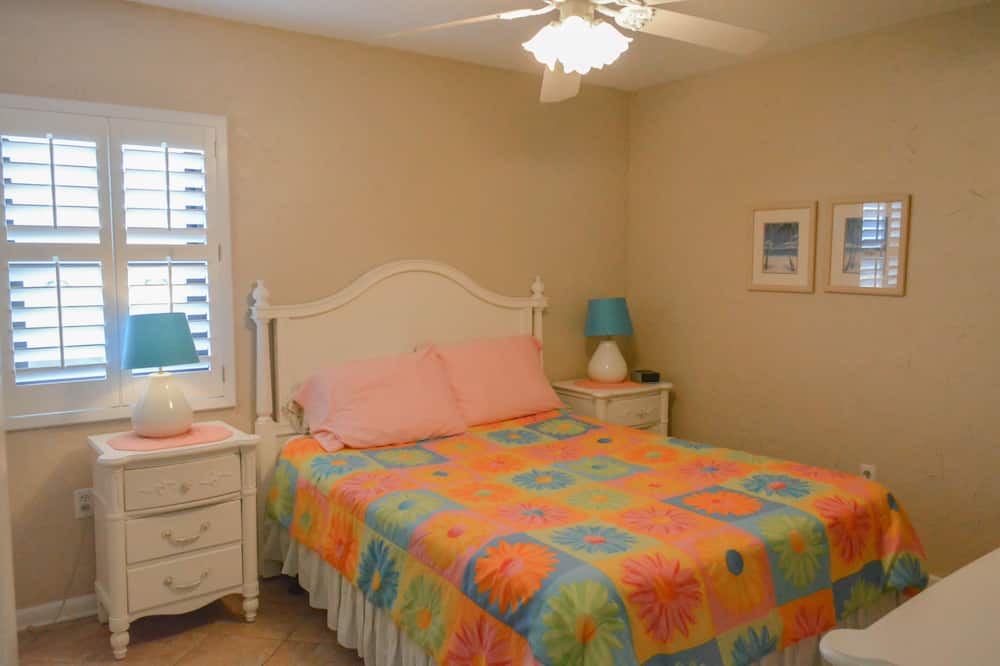 Photo of Bedroom in Ono Island