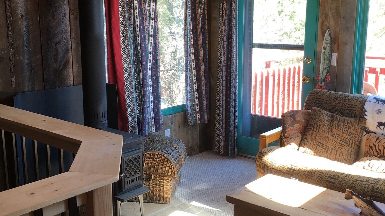 Photo of Livingroom in Valdez