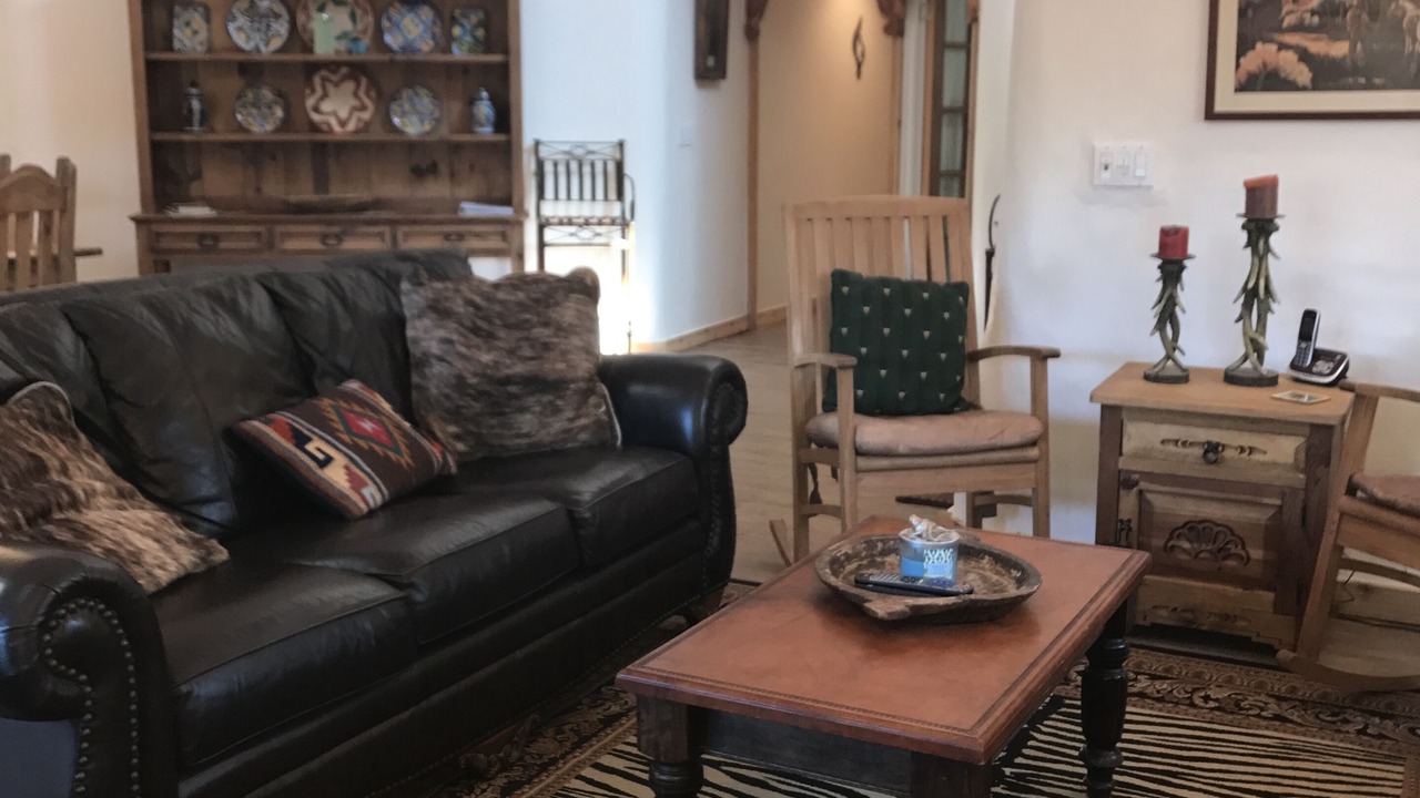 Photo of Livingroom in Valdez