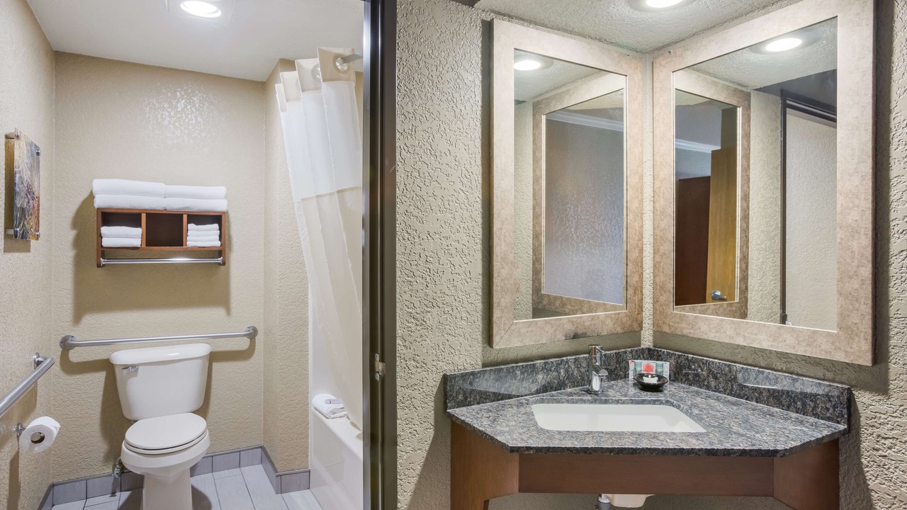 Photo of Bathroom in St Ignace
