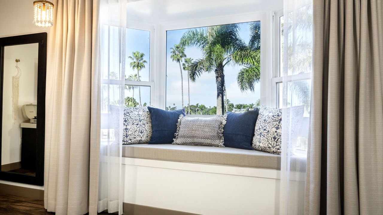 Photo of Bedroom in Cardiff-by-the-Sea