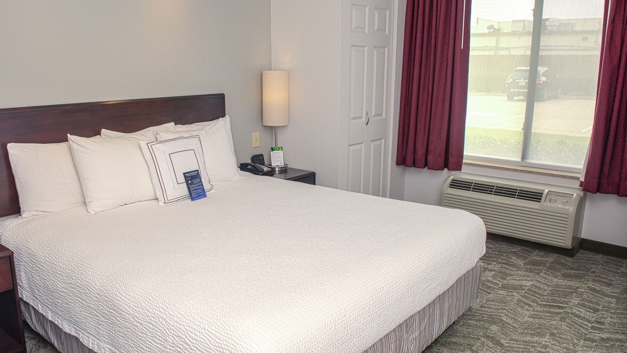 Photo of Bedroom in Pearland