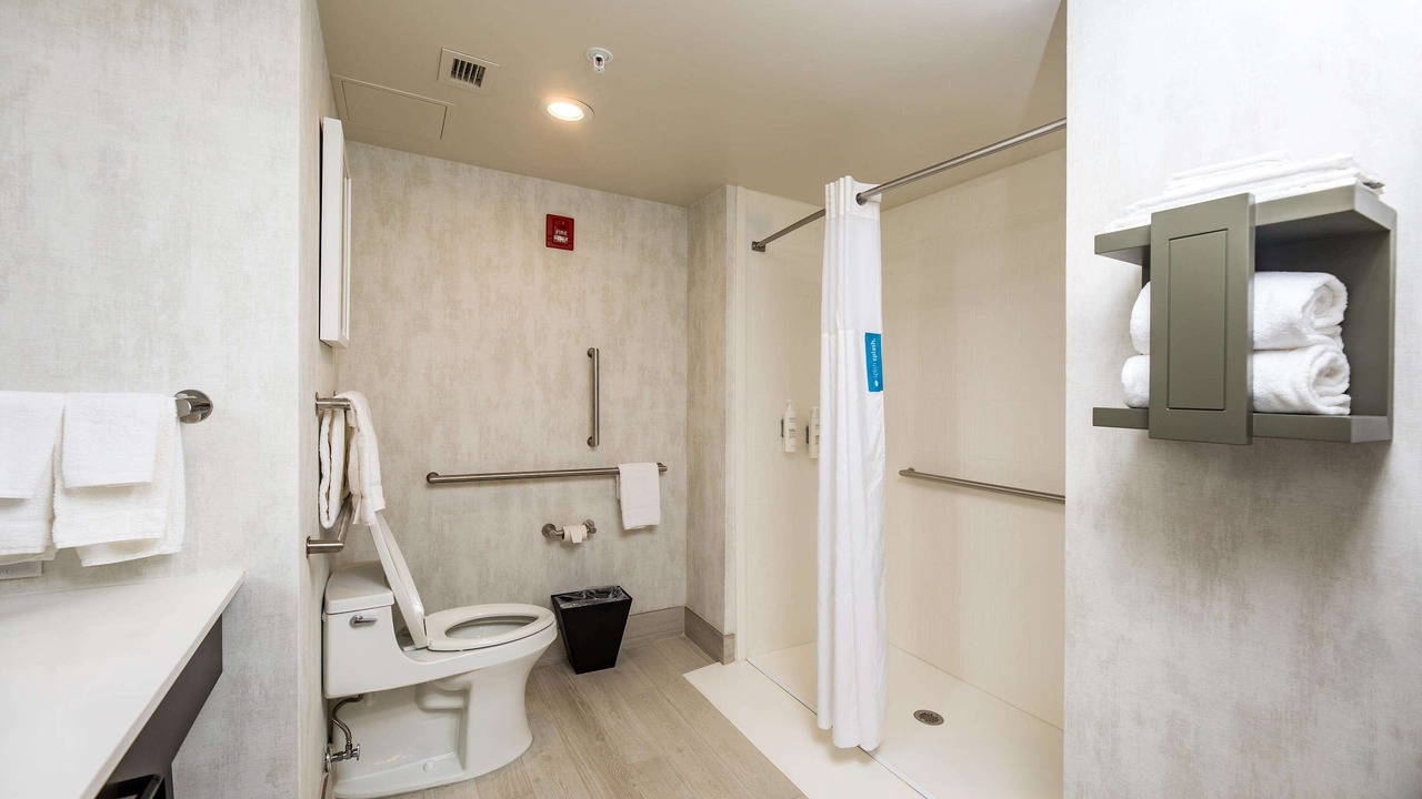Photo of Bathroom in Dobson