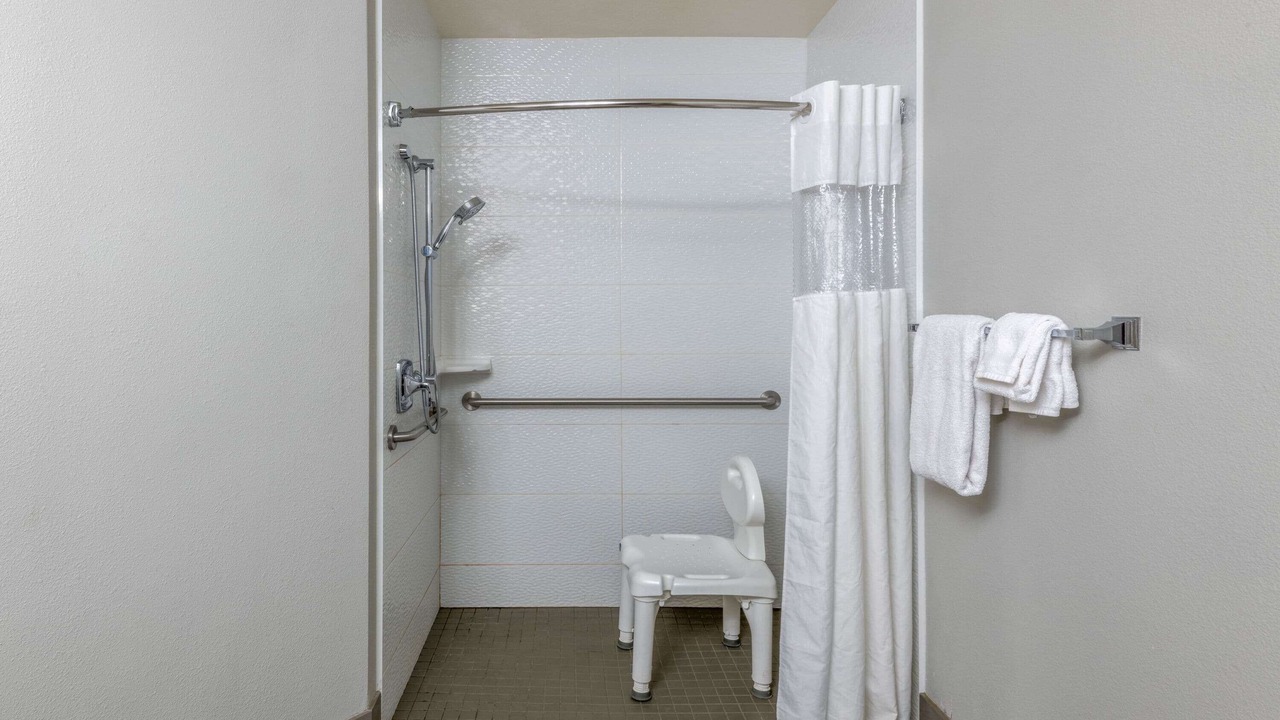 Photo of Bathroom in College