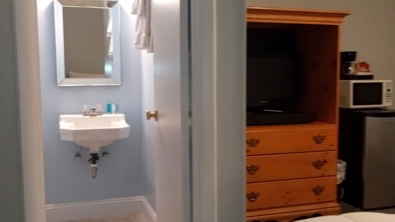 Photo of Bedroom in Lyons