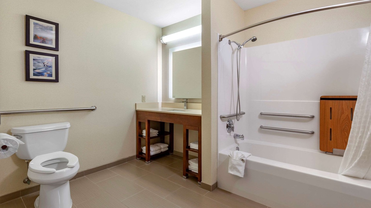 Photo of Bedroom in Escanaba