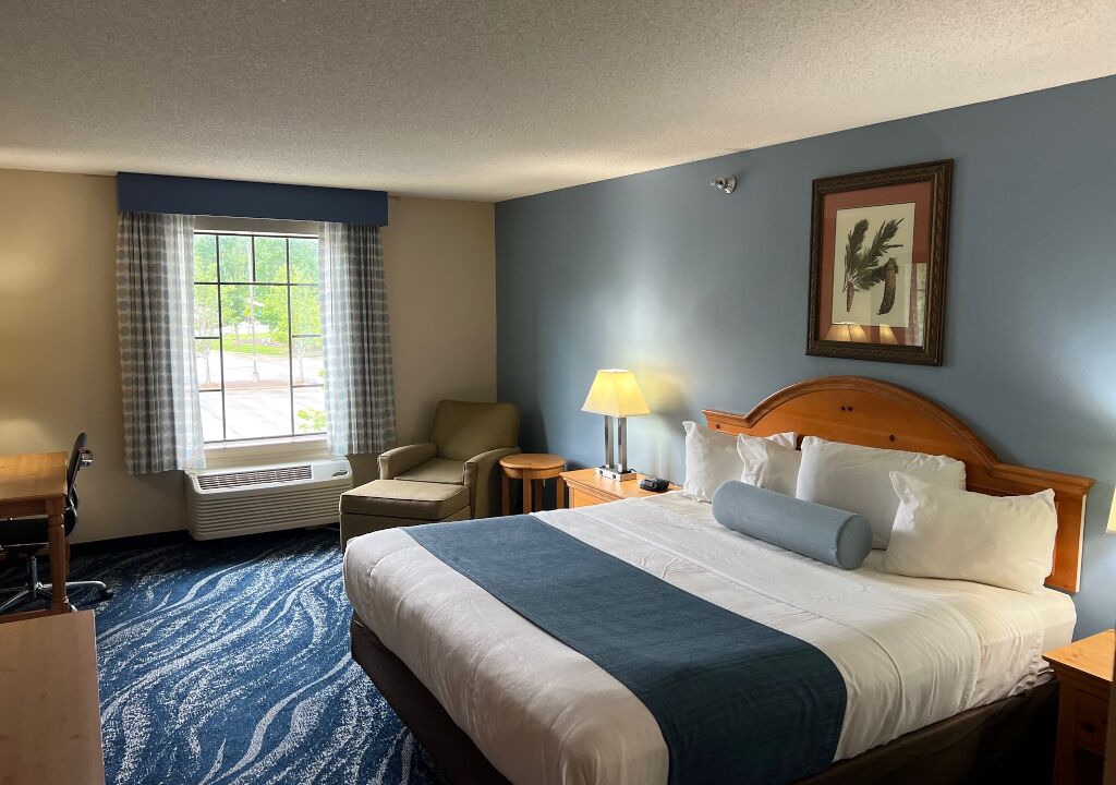 Photo of Bedroom in Misty River