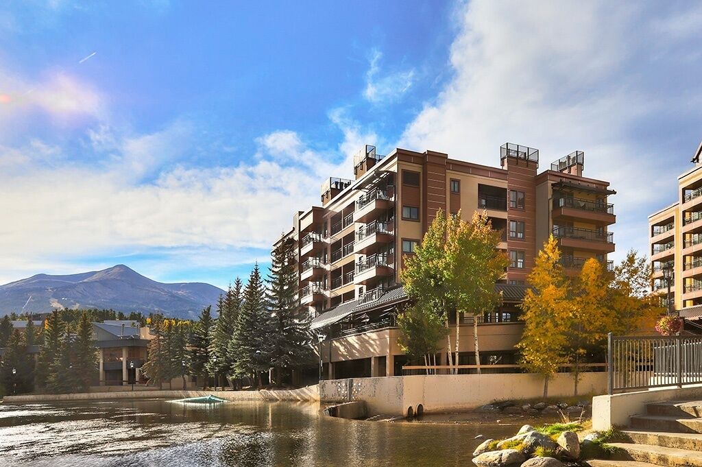 Photo of Outdoor in Peak 9