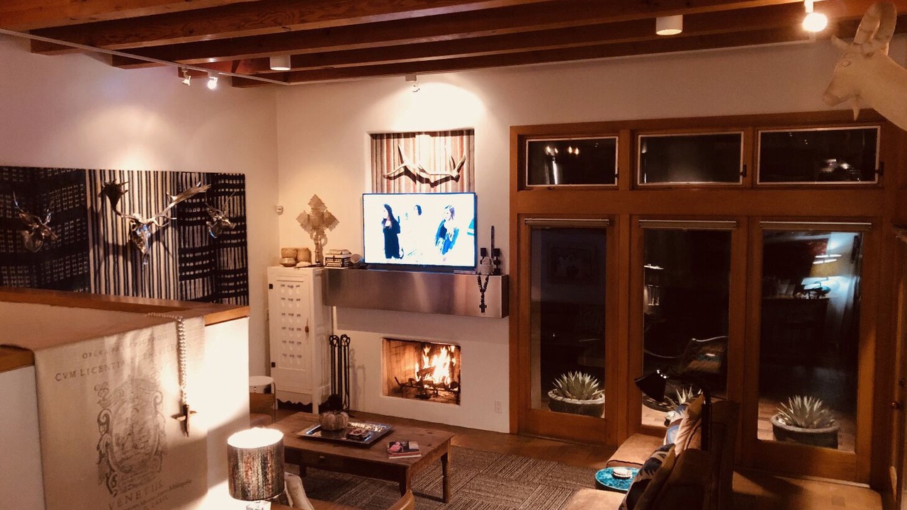 Photo of Livingroom in Nambe Pueblo