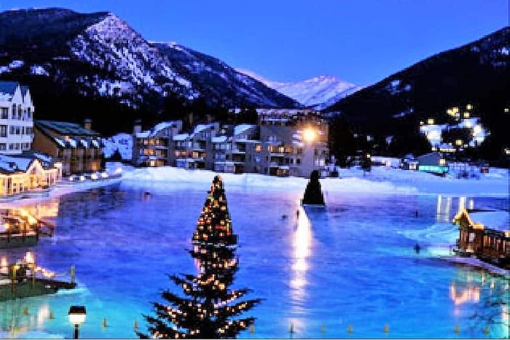 Photo of Outdoor in Lakeside Village