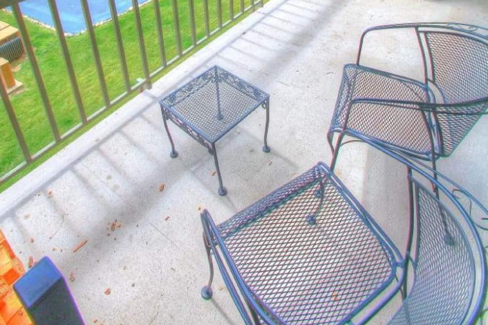 Photo of Patio Balcony in Lakeside Village