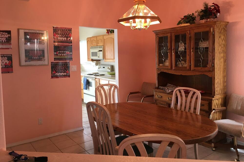 Photo of Livingroom in Palomas Park