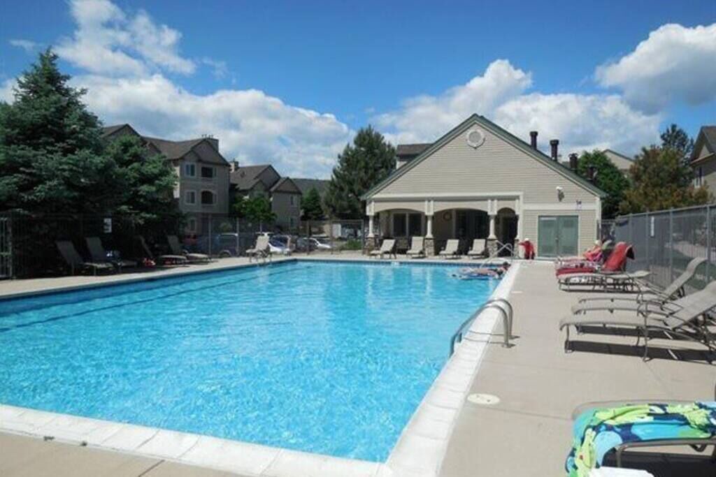 Photo of Outdoor in Charter