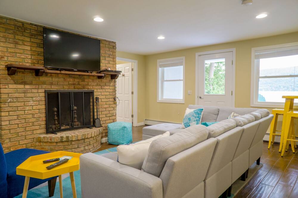 Photo of Livingroom in North Lake George