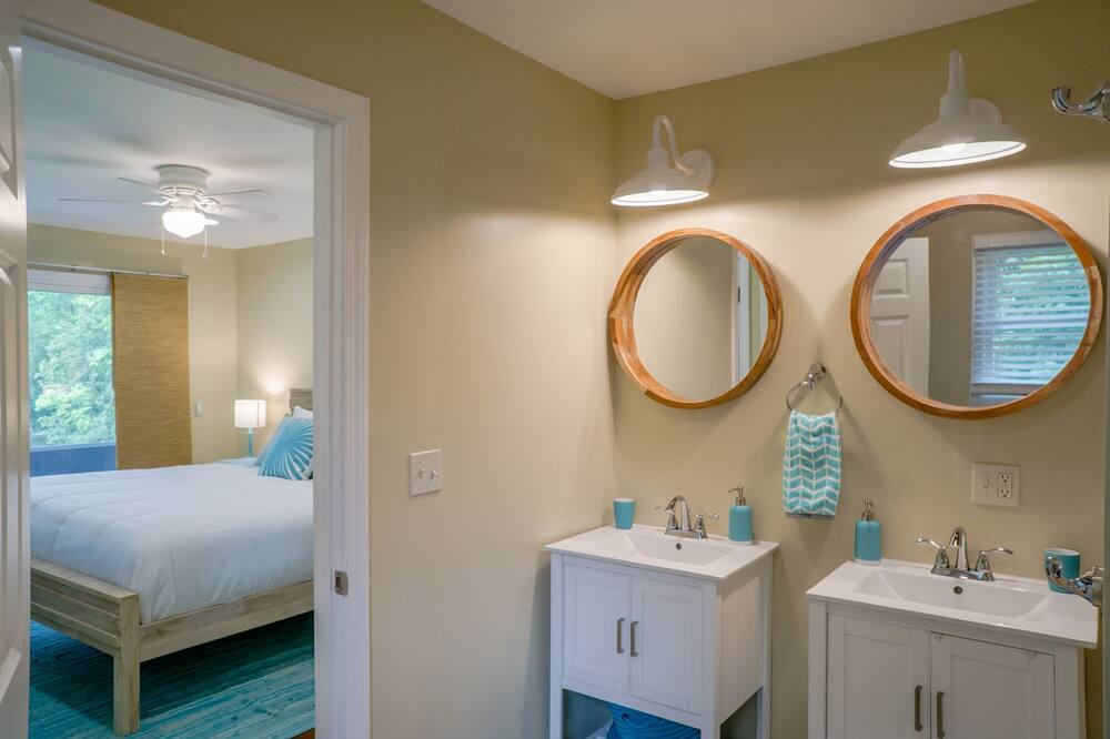 Photo of Bathroom in North Lake George