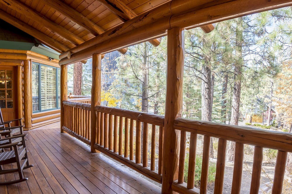Photo of Patio Balcony in Evergreen Estates