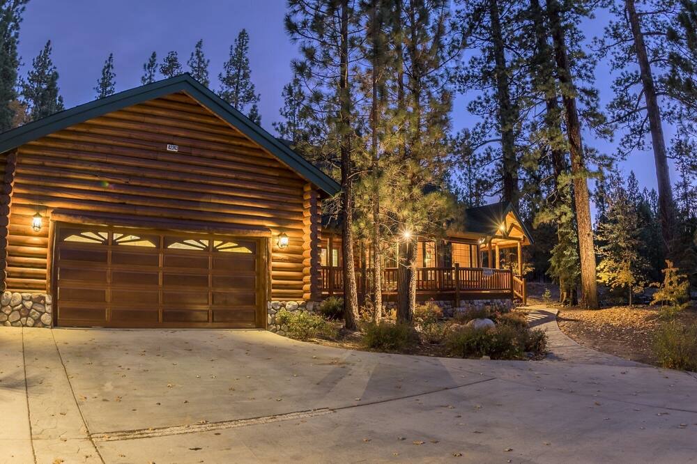 Photo of Outdoor in Evergreen Estates