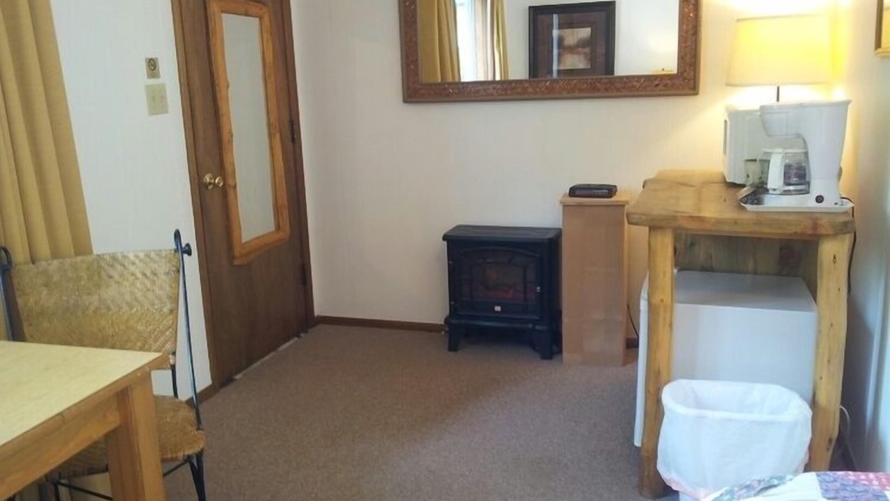 Photo of Bathroom in Redstone