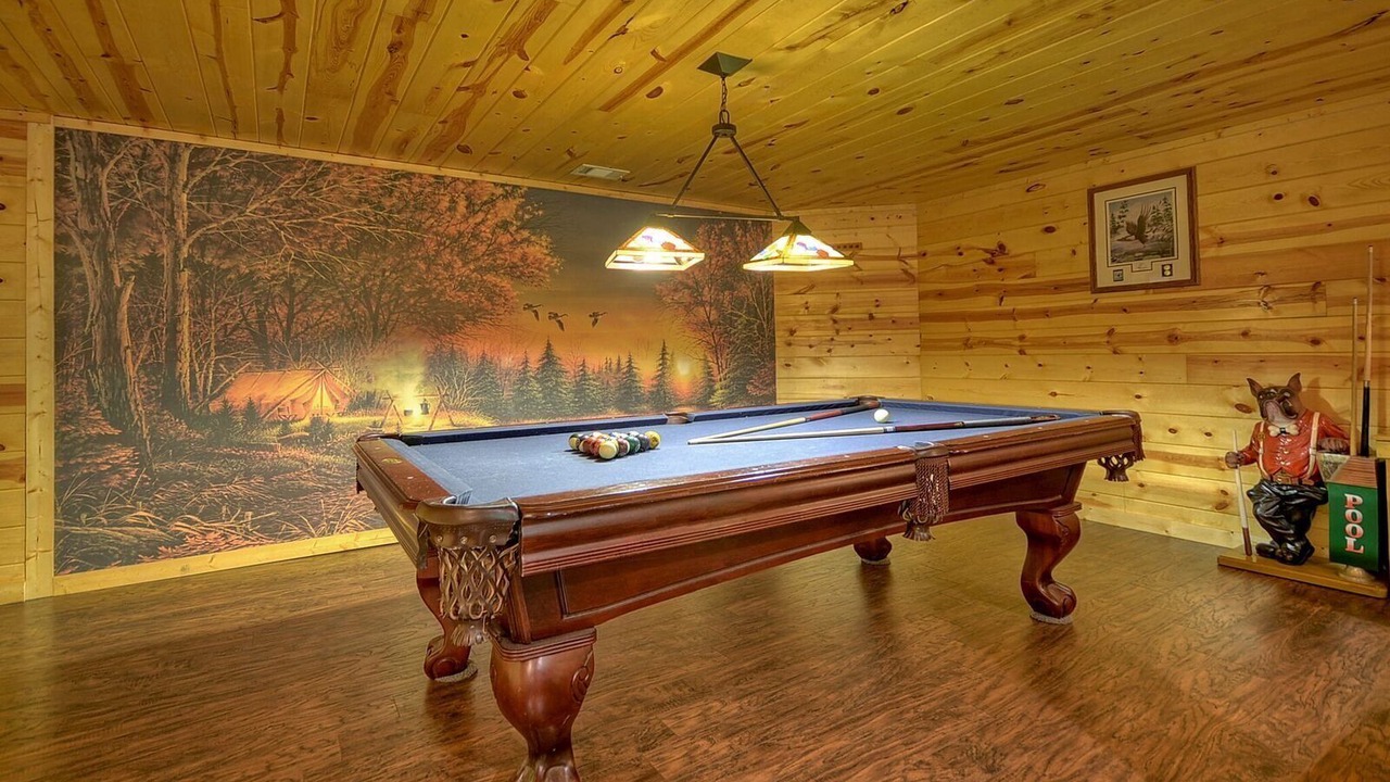 Photo of Bedroom in Walnut Mountain
