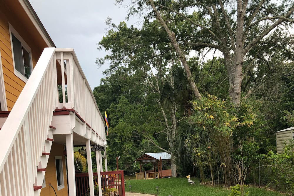 Photo of Outdoor in Weeki Wachee Gardens