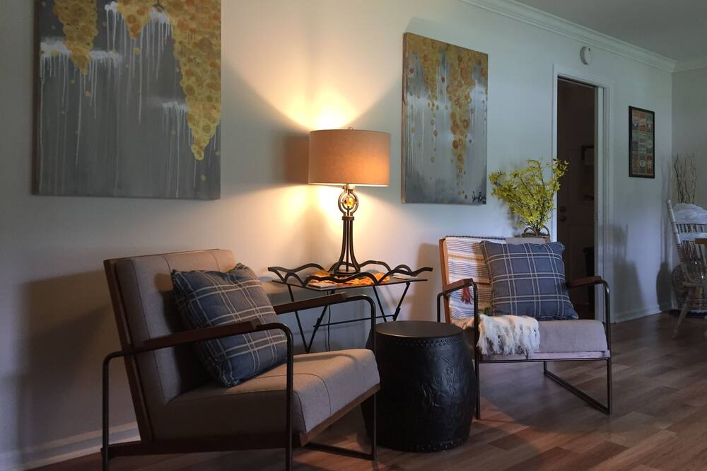 Photo of Livingroom in Murfreesboro