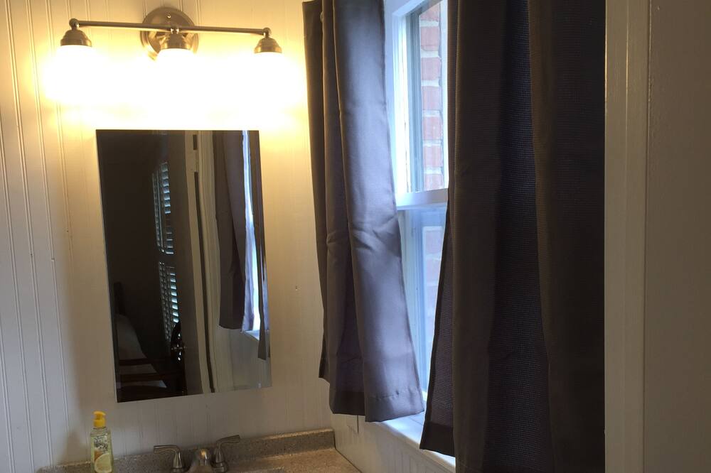 Photo of Bathroom in Murfreesboro