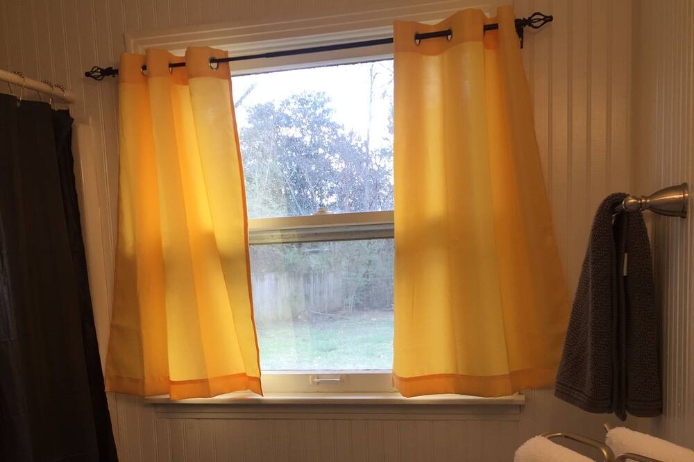 Photo of Bathroom in Murfreesboro