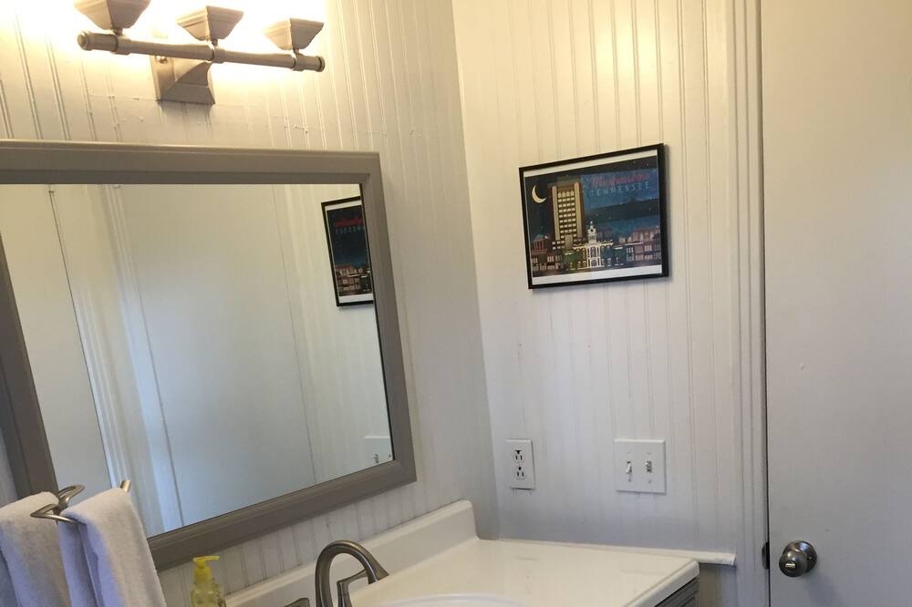 Photo of Bathroom in Murfreesboro