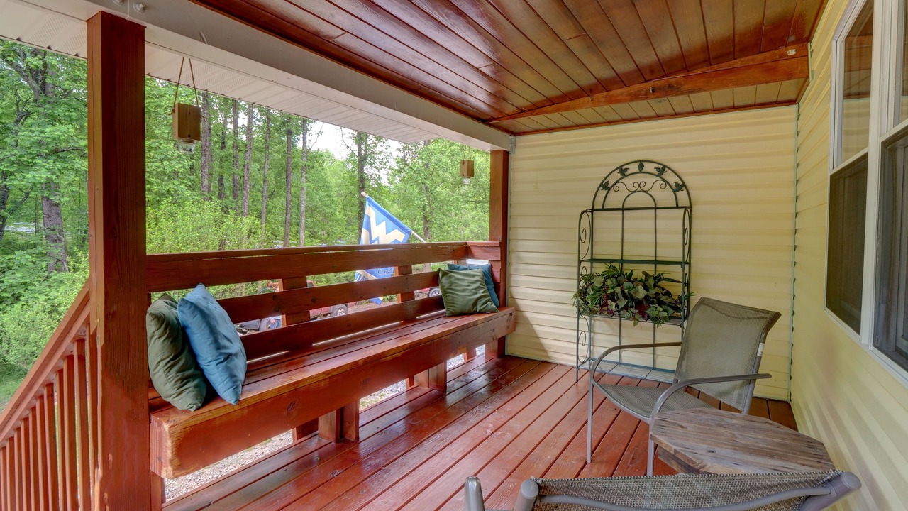 Photo of Patio Balcony in Lansing