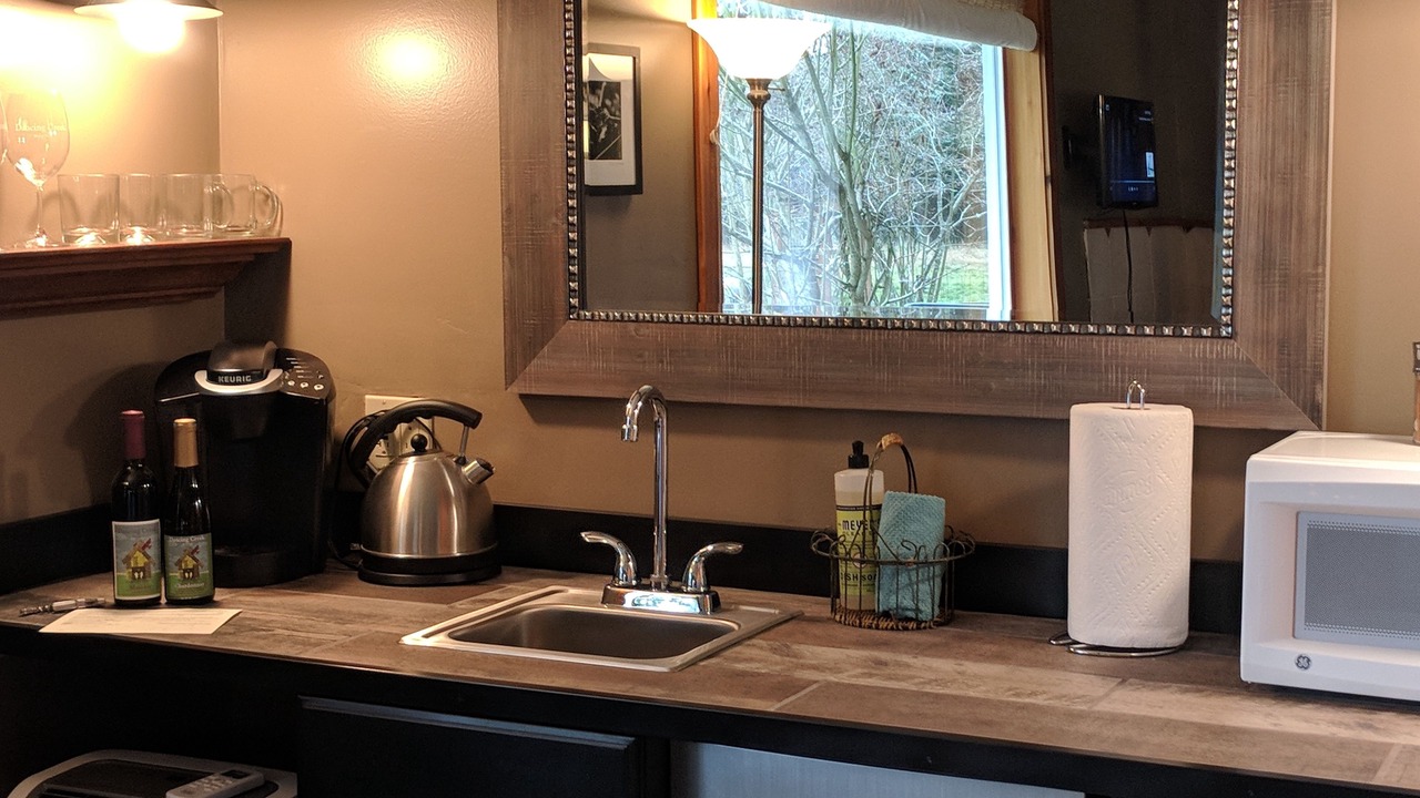 Photo of Bedroom in Oak Harbor