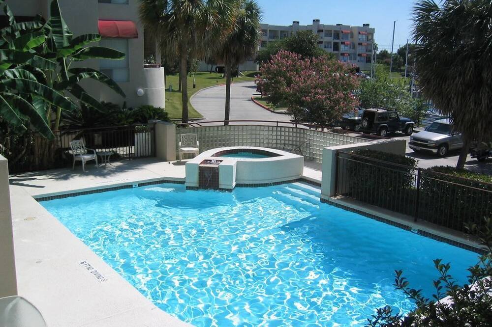 Photo of Outdoor in Clear Lake Shores