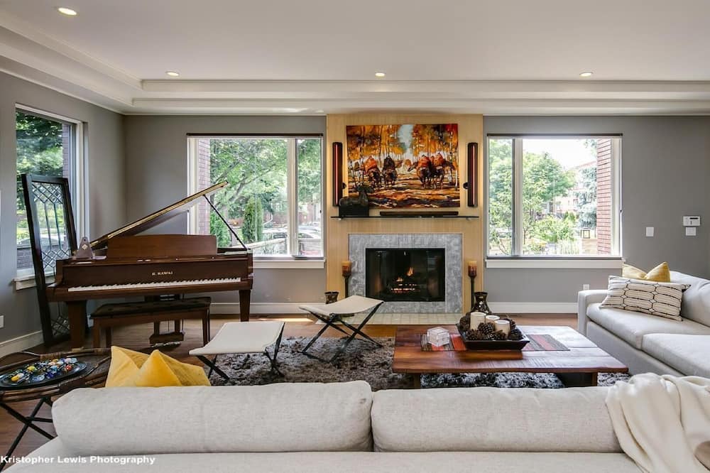 Photo of Livingroom in Cherry Creek