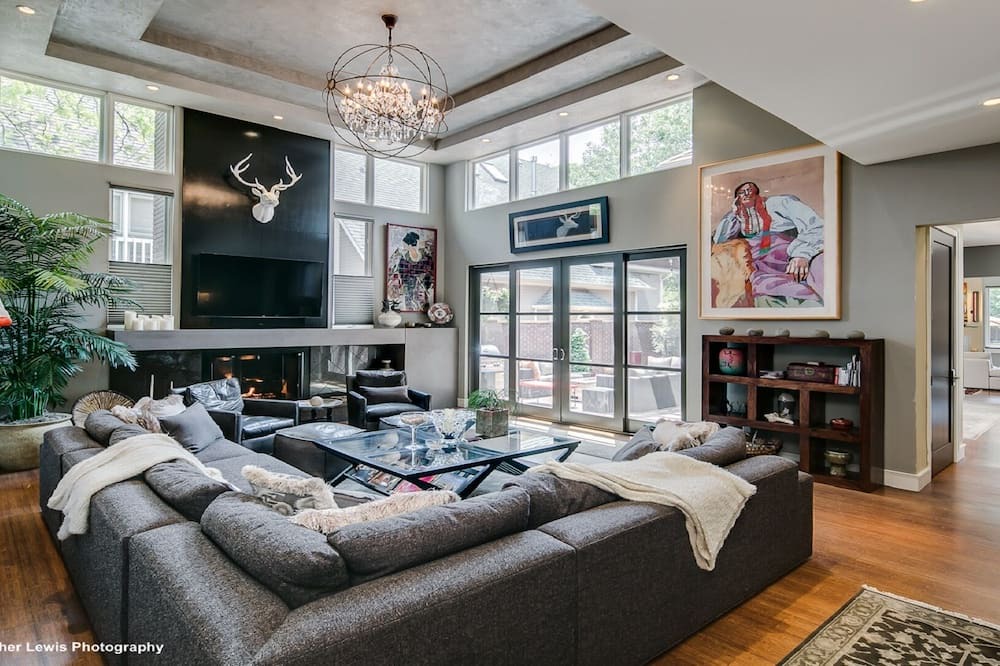 Photo of Livingroom in Cherry Creek