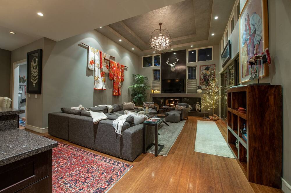 Photo of Livingroom in Cherry Creek