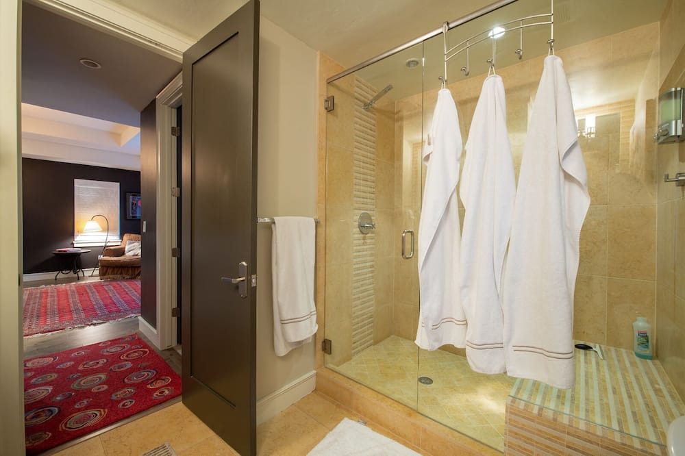 Photo of Bathroom in Cherry Creek