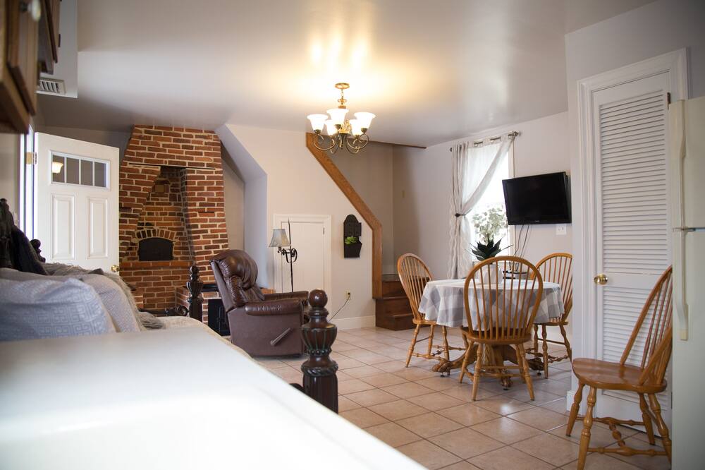 Photo of Bedroom in East Earl