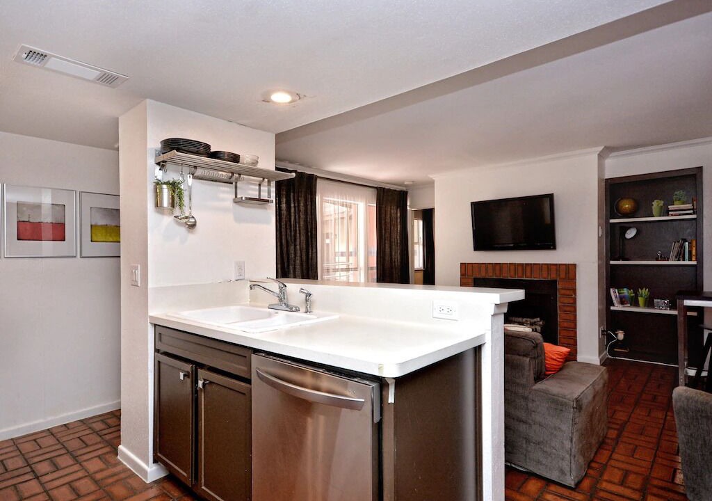 Photo of Kitchen in Waller Creek District