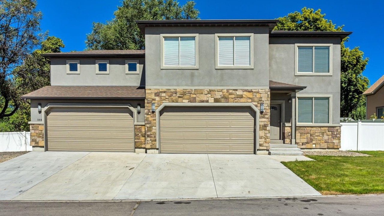 Photo of Outdoor in Lakeview