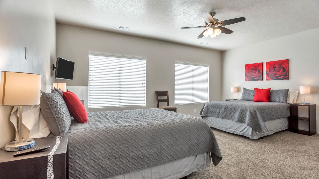 Photo of Bedroom in Lakeview