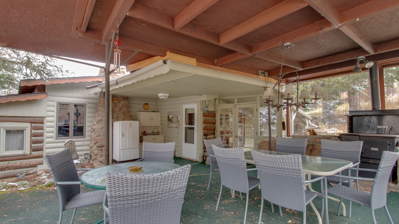 Photo of Outdoor in Lyons