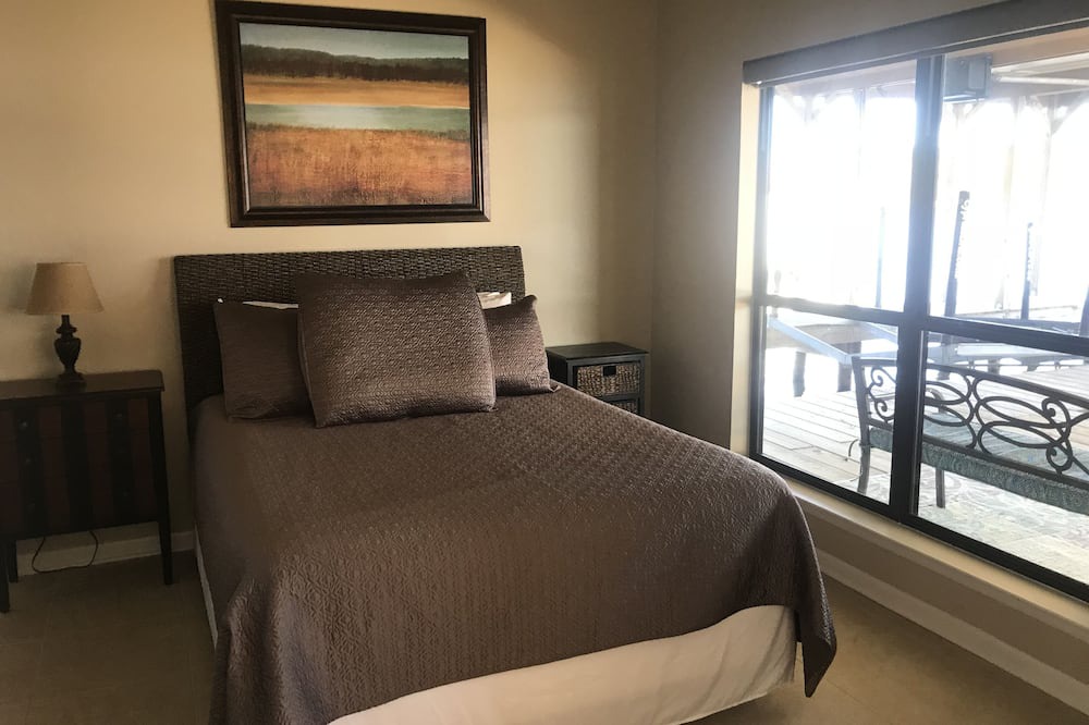 Photo of Bedroom in Tyler