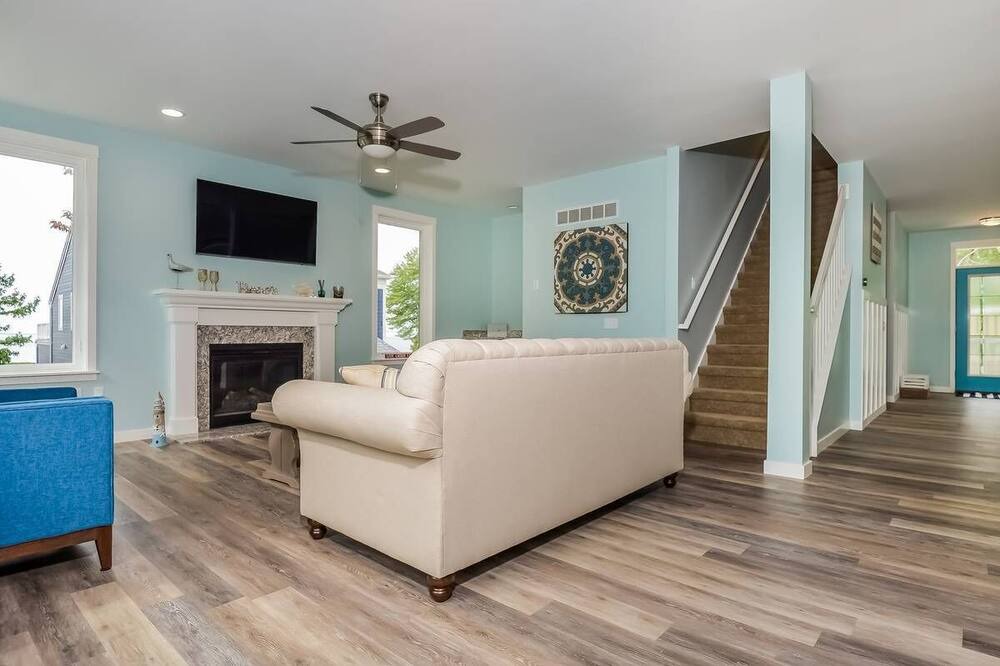 Photo of Livingroom in Miami Park