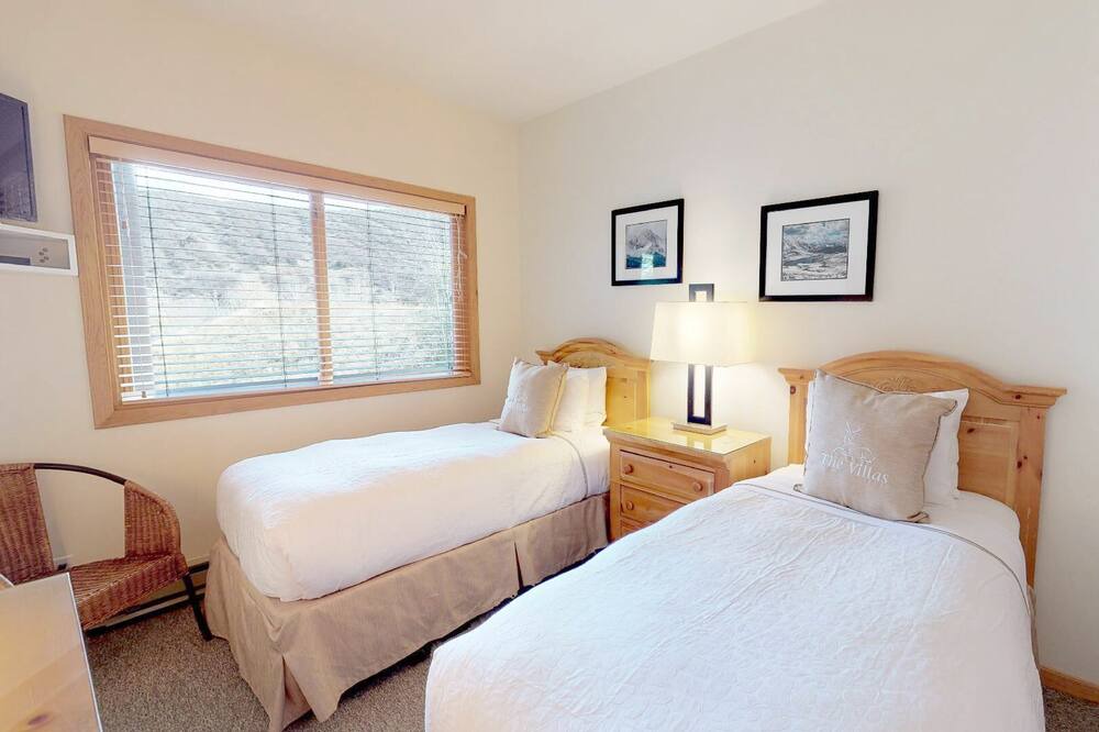 Photo of Bedroom in Snowmass Village