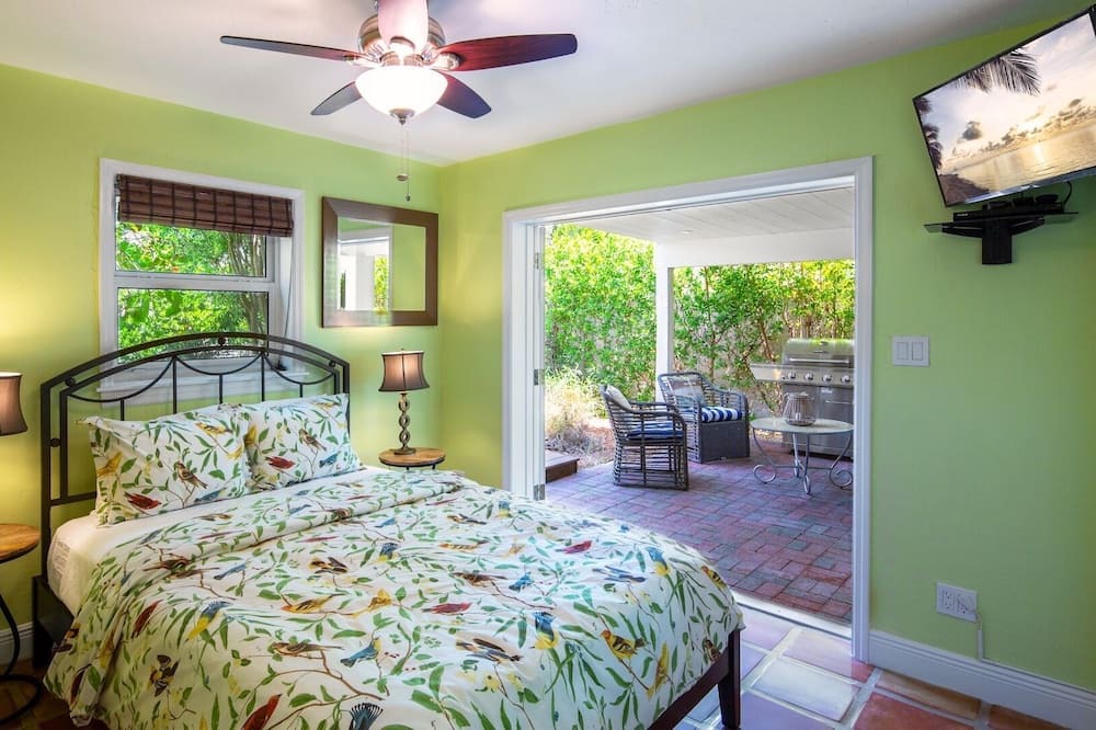 Photo of Bedroom in Midtown