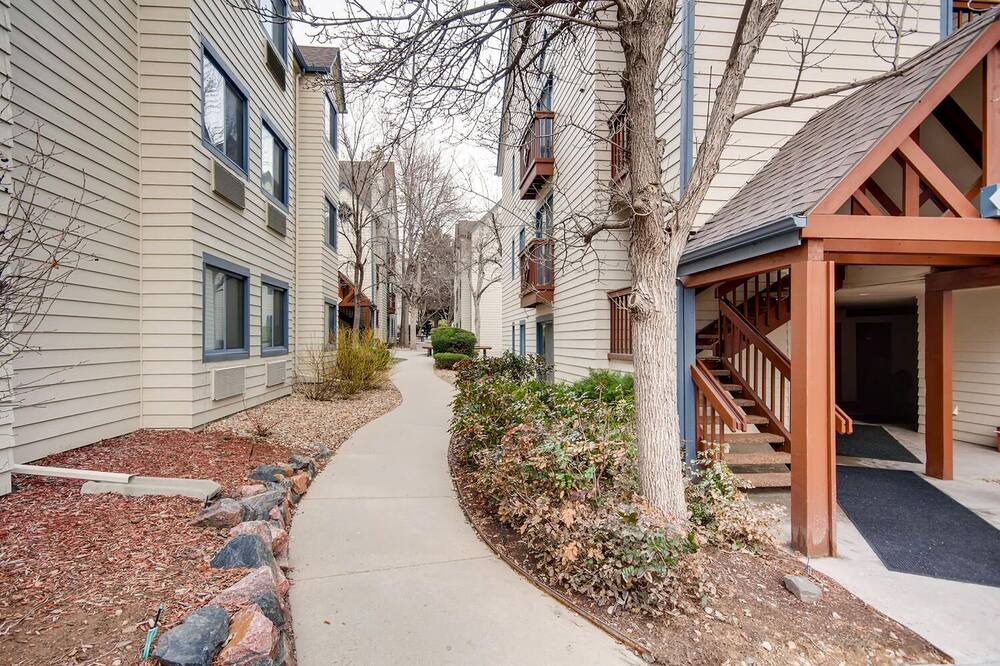 Photo of Outdoor in Englewood