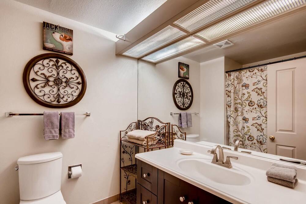 Photo of Bathroom in Englewood