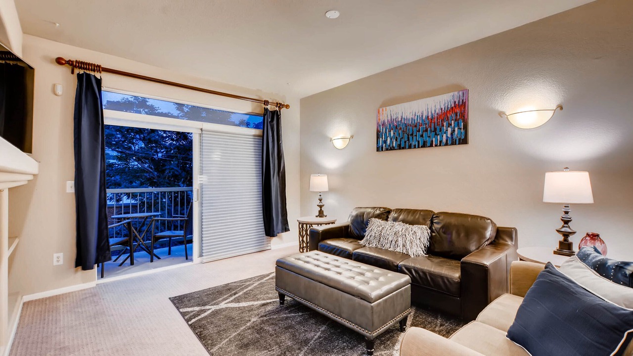 Photo of Livingroom in Uptown